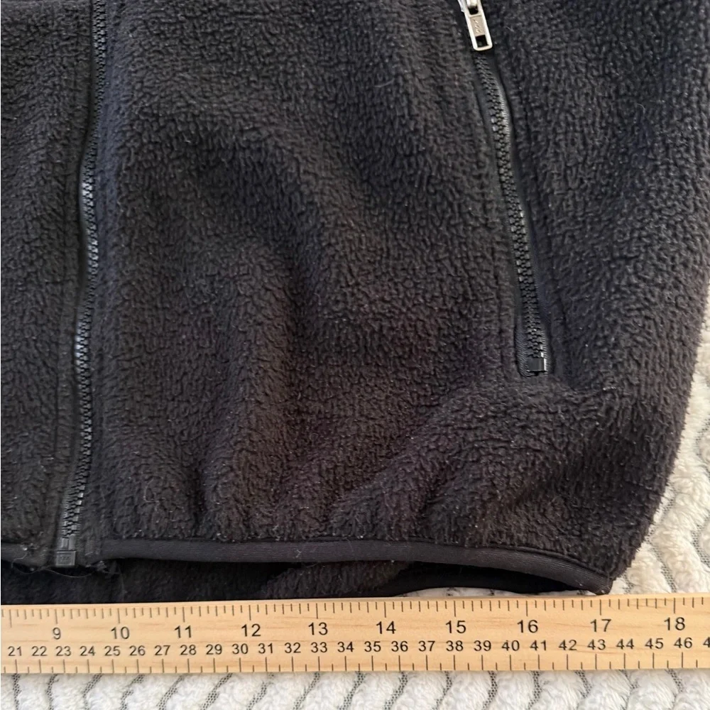 The North Face Denali Black Zip Pockets Fleece Outdoor Hiking Vest Sz M
